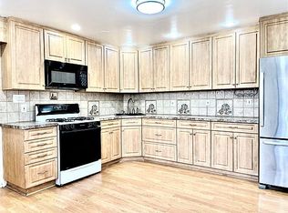 27 Cedar St BSMT 2, Brooklyn, NY 11221