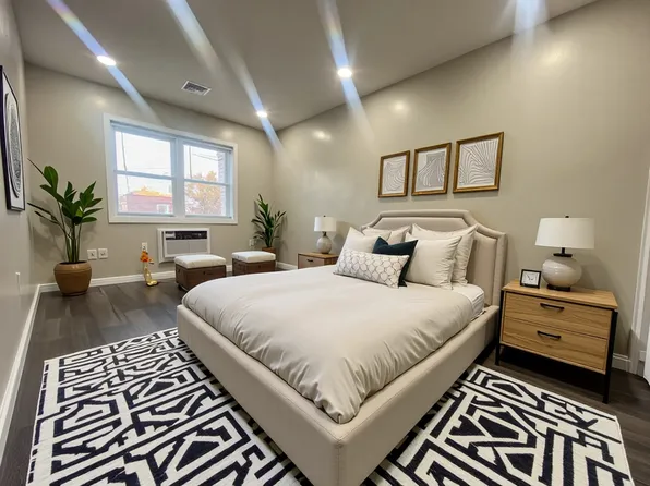 825 Ashford Street image 6 of 11