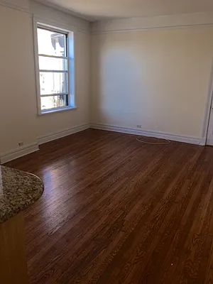 Rented by Solil Management | media 4