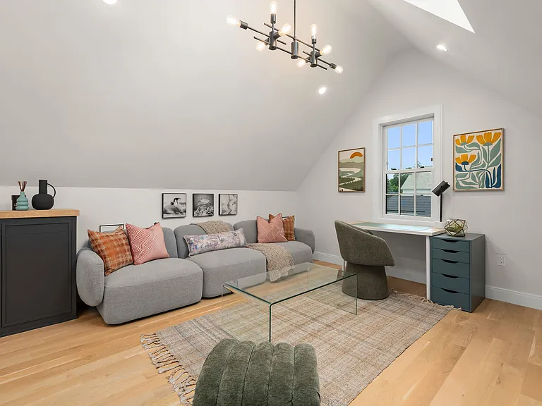 8 Bates Ct — Photo 30