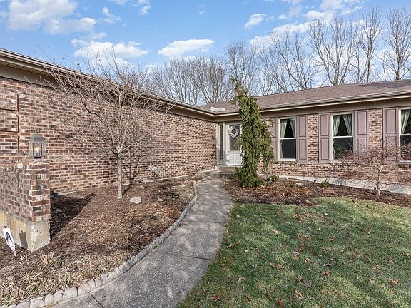 5th image of 5916 Red Oak Dr