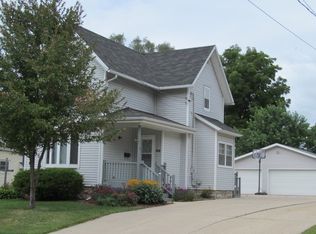 414 Oneida St, Beaver Dam, WI 53916