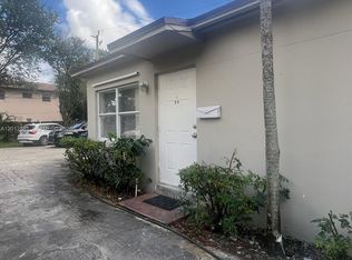 Hollywood Lawns, Hollywood, FL 33020