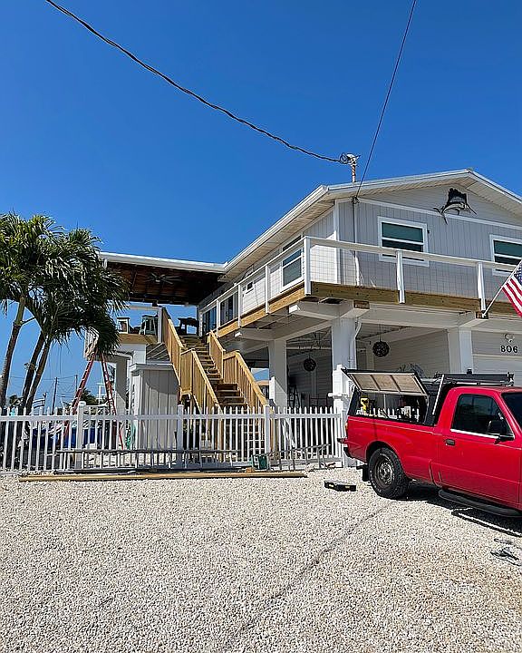 2nd image of 806 Bonito Ln