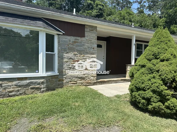 17825 Falls Rd, Upperco, MD 21155