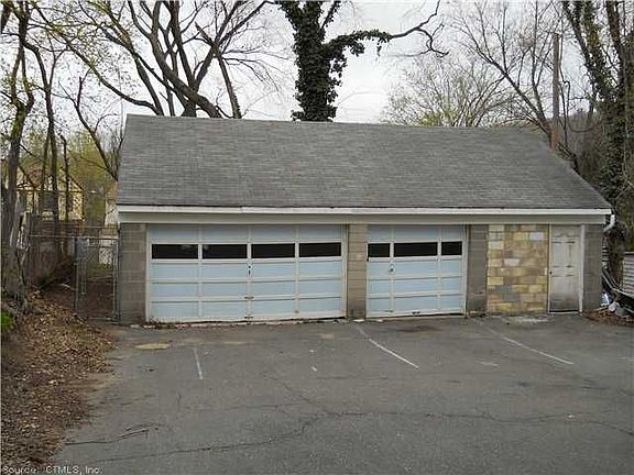 3rd image of 45 Fairfield St