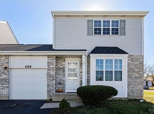 808 Harris Ln, Romeoville, IL 60446