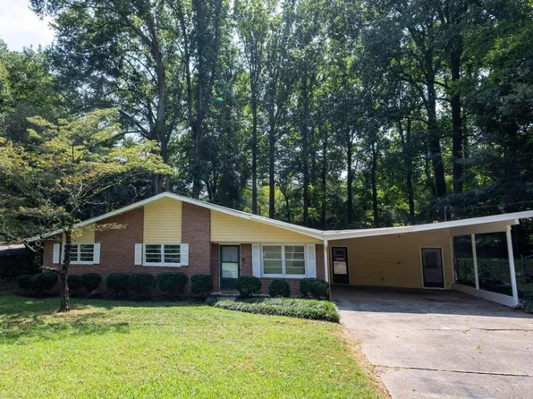 5818 Lanier Blvd, Norcross, GA 30071