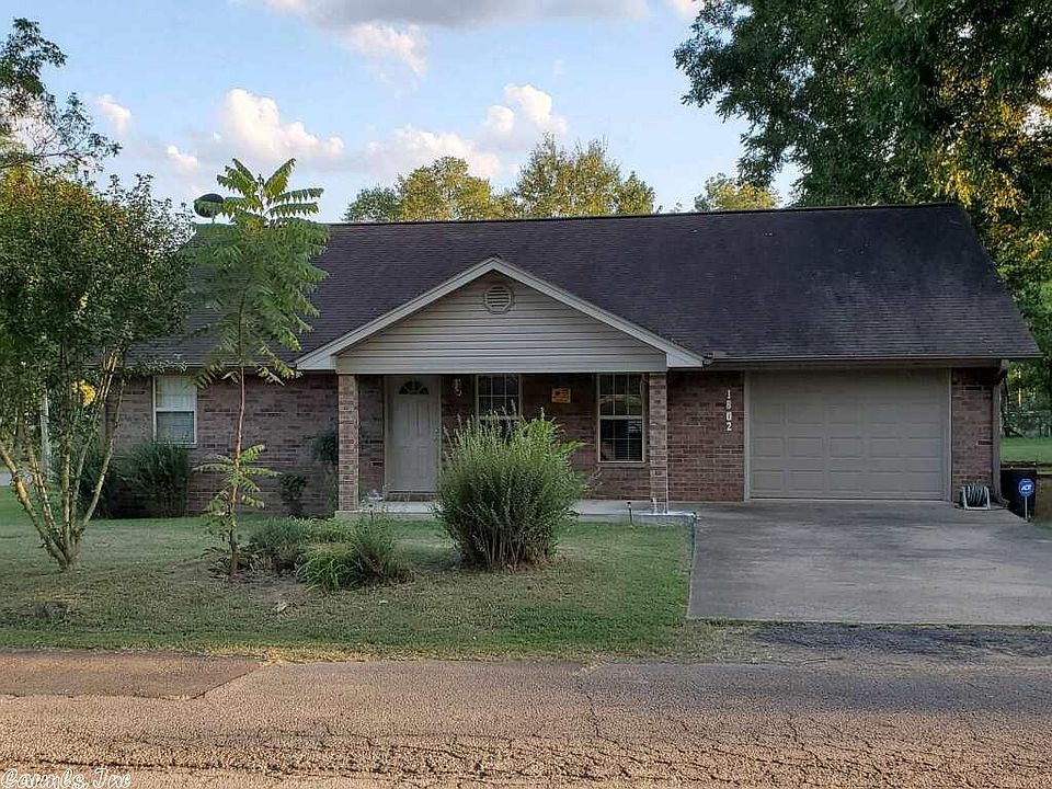 1st image of 1802 Lena Ave