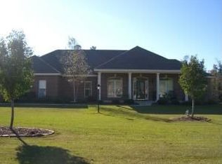 213 Whistlers Way, Hattiesburg, MS 39402