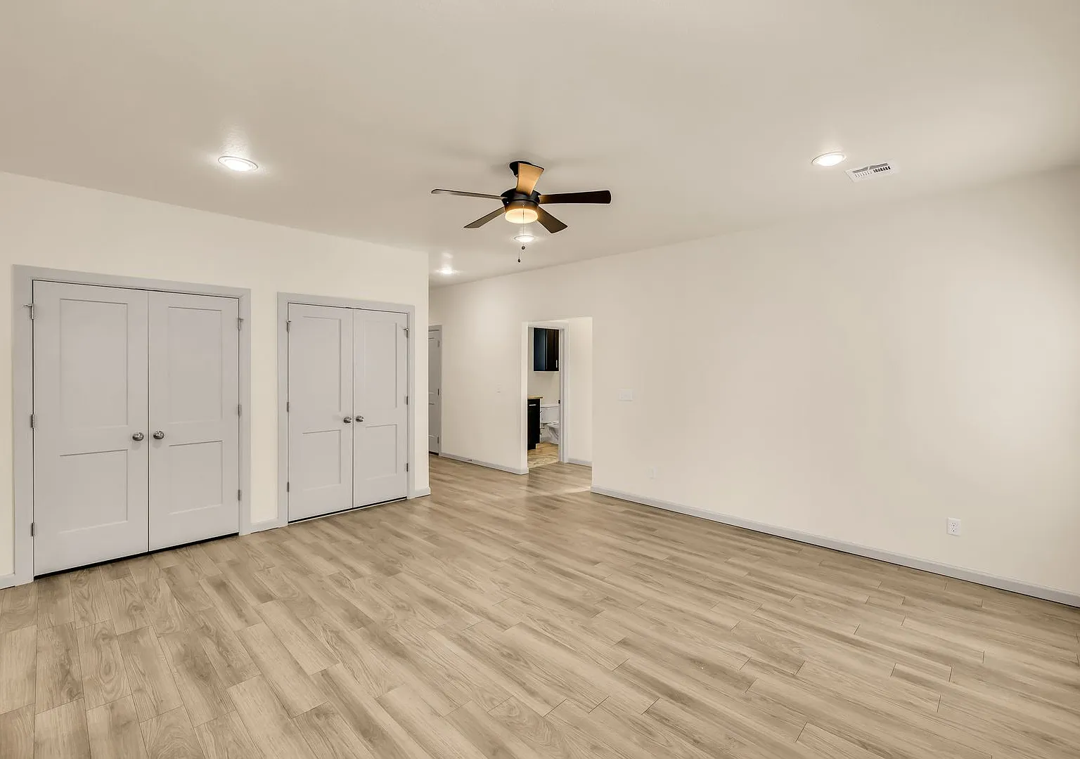P.57 Kode Properties LLC 3503-3505 — Photo 3