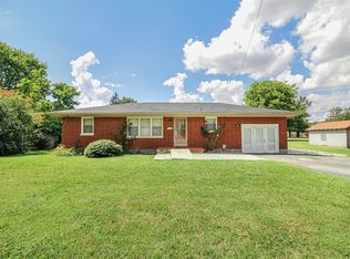 112 Green St, Horse Cave, KY 42749