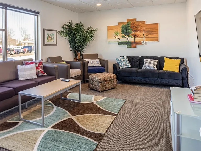 325 Campus Dr #104 — Photo 25