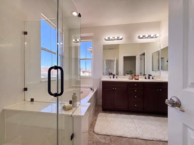 Primary Bedroom Ensuite (Virtually Staged)