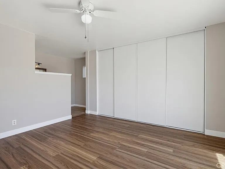 243 N Pageant St — Photo 25