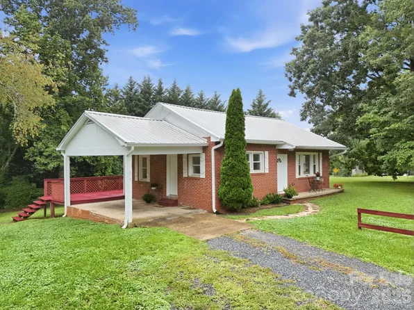5418 Nix Creek Rd, Marion, NC 28752