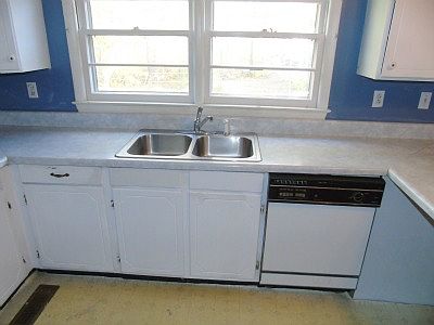 1st image of 40 Park Dr
