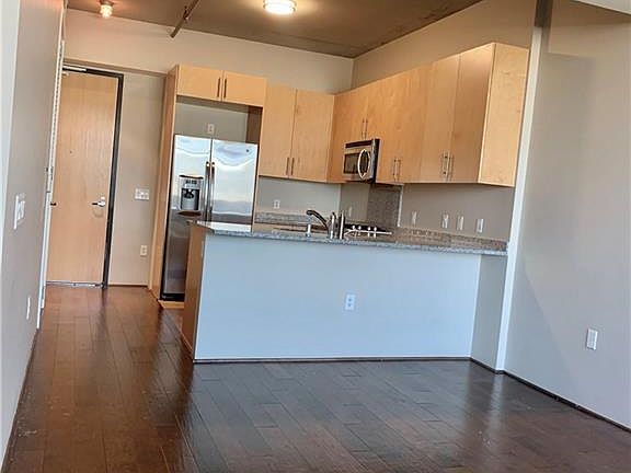 2nd image of 353 Bonneville Ave Unit 804