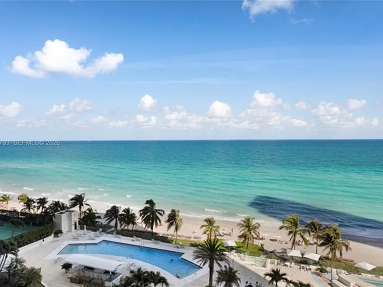 19111 Collins Ave #806 — Photo 8