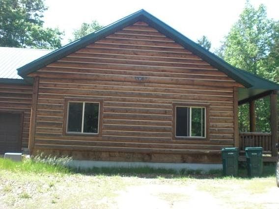 3rd image of 267 Cadbury Ct