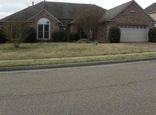 7561 Windsong Dr, Memphis, TN 38125