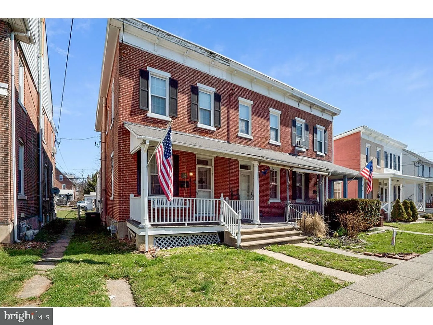 37 E 3rd St photo 1