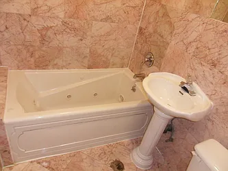 Rented by Sunrise Real Estate