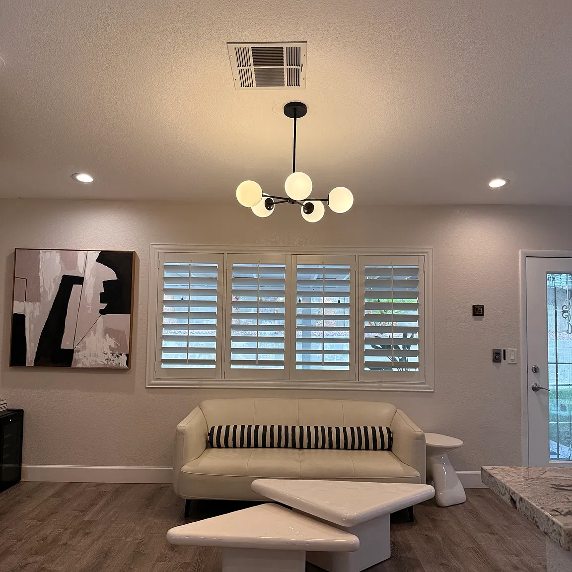 4 bed, 2516 sqft, $5,800 — Photo 4