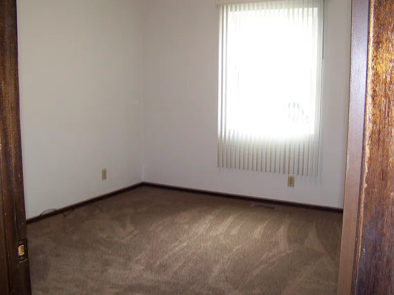 2213 Stoneybrook Rd — Photo 6