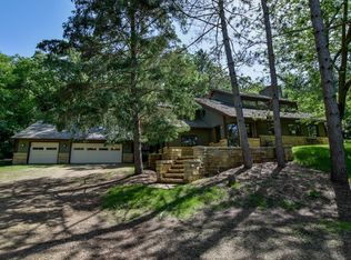 4240 Cleveland Rd, Cross Plains, WI 53528