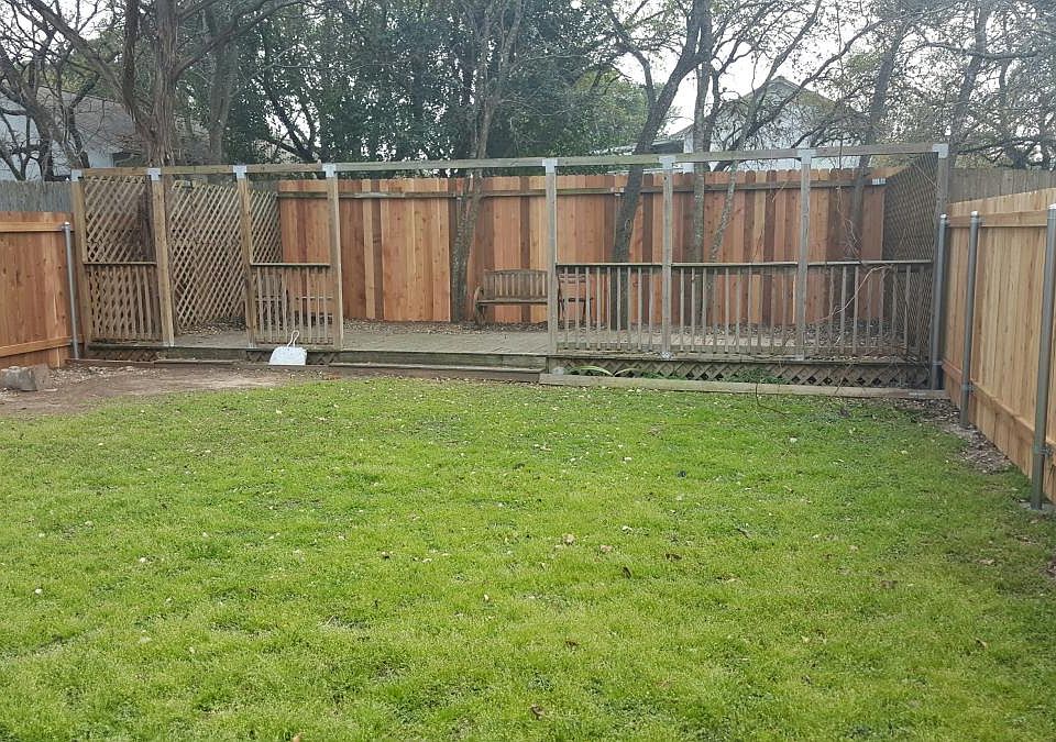 Backyard w/new fence