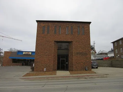 510 E Burlington St #2 Photo 1