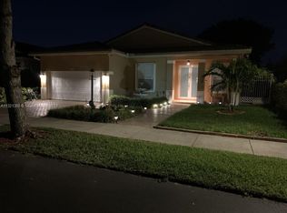 15938 SW 62nd St, Miami, FL 33193