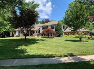 275 Springhouse Ln, Moorestown, NJ 08057