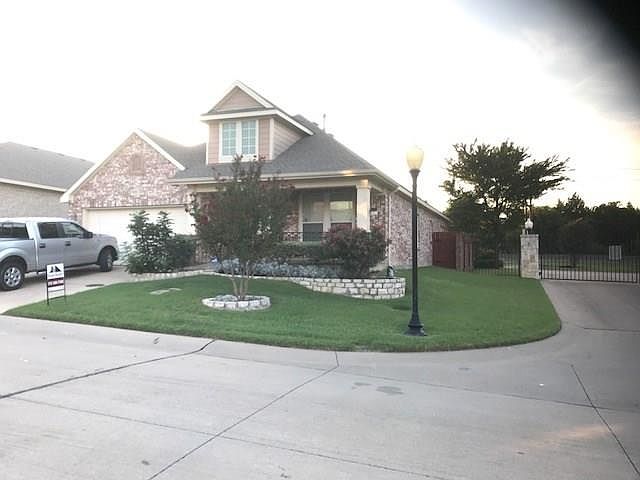 1st image of 903 Prairie Smoke Ln