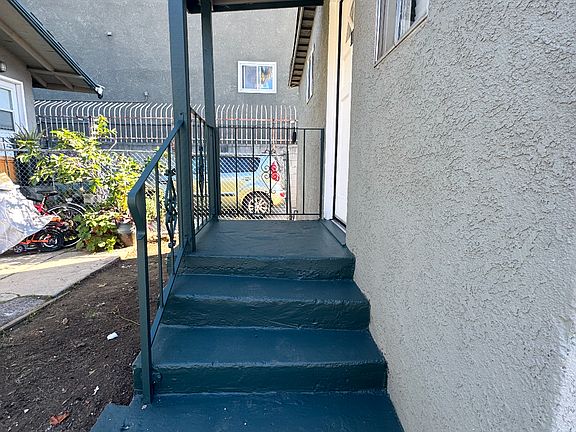 3rd image of 218 N Avenue 55 APT 11