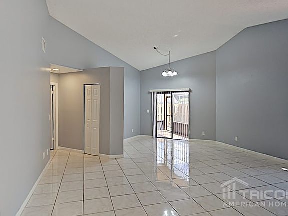 5th image of 1231 SW 110th Ave