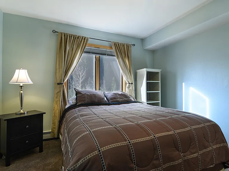 Back Bedroom - Layout #2