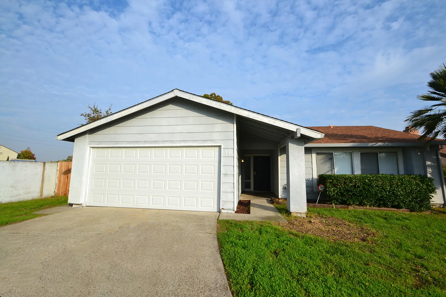 10 Doe Ct photo 1