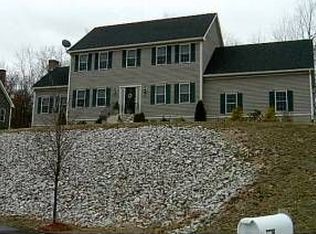 192 Morgan Rd, Northbridge, MA 01534