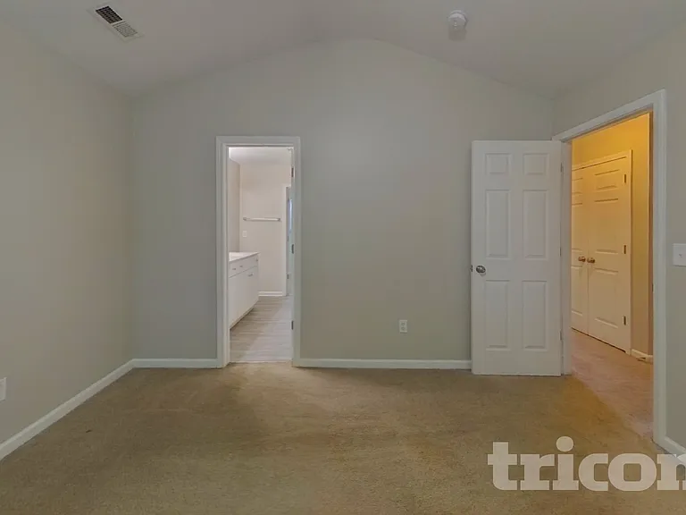 15714 Southern Garden Ln — Photo 8