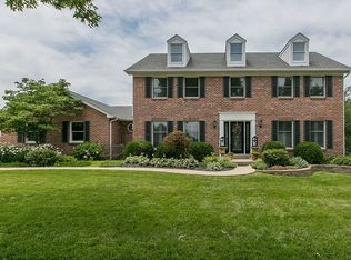 2109 Woodlet Park Dr, Chesterfield, MO 63017