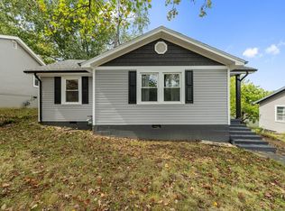 65 Mitchell Hill Dr, Madisonville, KY 42431