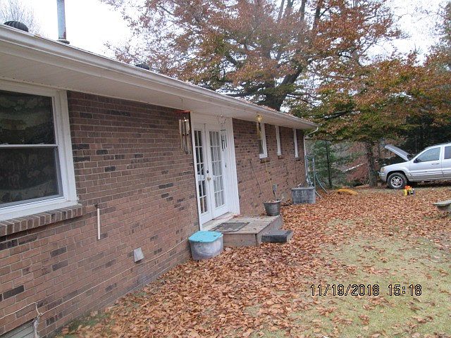 2nd image of 112 Castle Heights Ave
