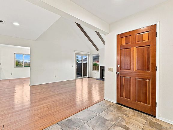 3rd image of 1910 Willow Ridge Dr