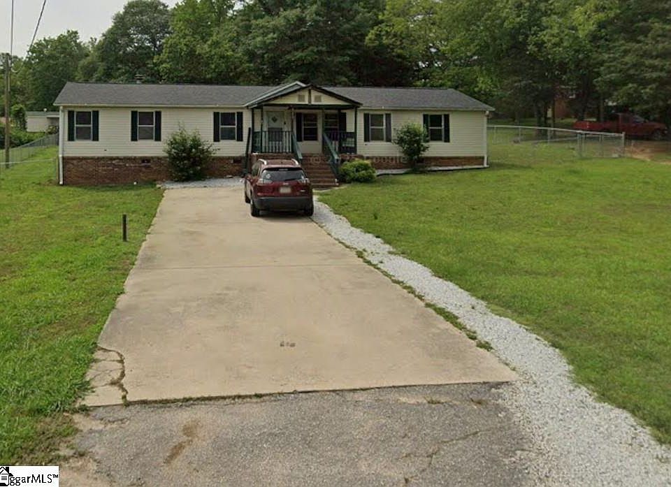 1st image of 223 N 5th St