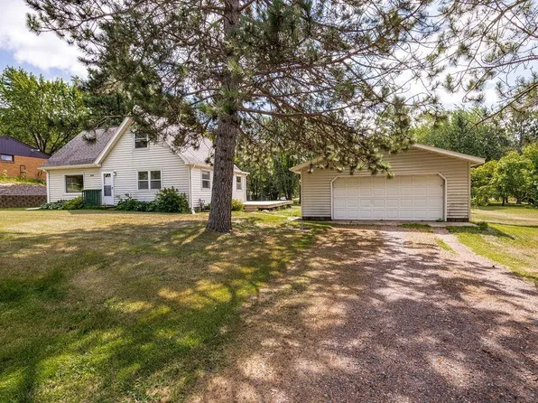 2840 Hagberg St, Duluth, MN 55811