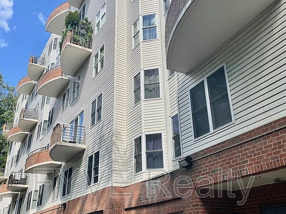 2nd image of 301 S Reynolds St APT 612
