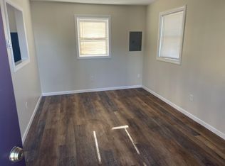 1671 King St APT 8, Enfield, CT 06082