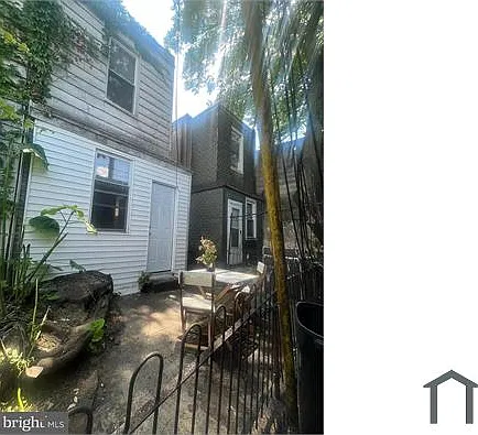 3254 Joyce St